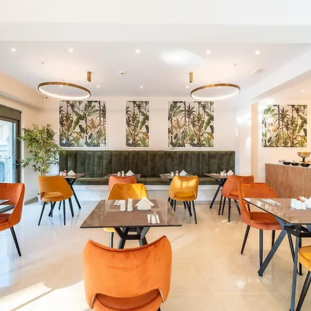 Philia Center Hotel 4*