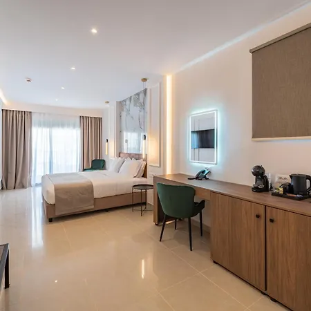 Ξενοδοχείο Philia Center 4*