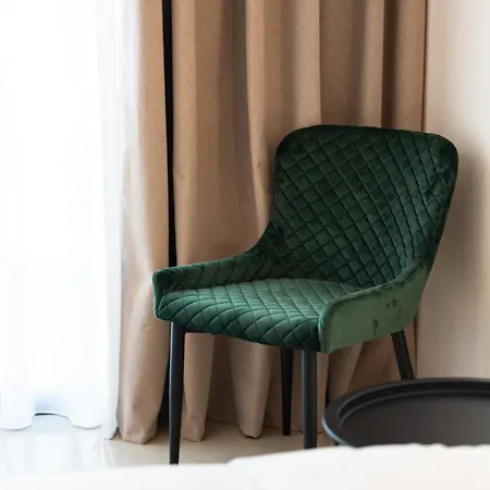 Philia Center Hotel