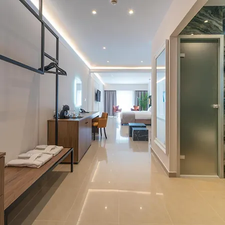 Ξενοδοχείο Philia Center 4*