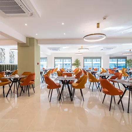 Hotel Philia Center 4*