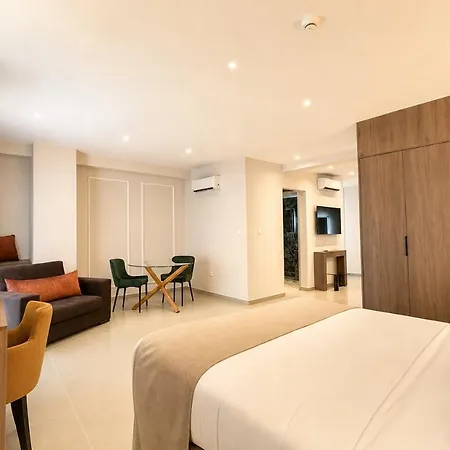 Hotel Philia Center