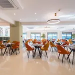 Готель Philia Center 4*