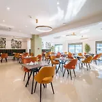 Philia Center Hotel 4*