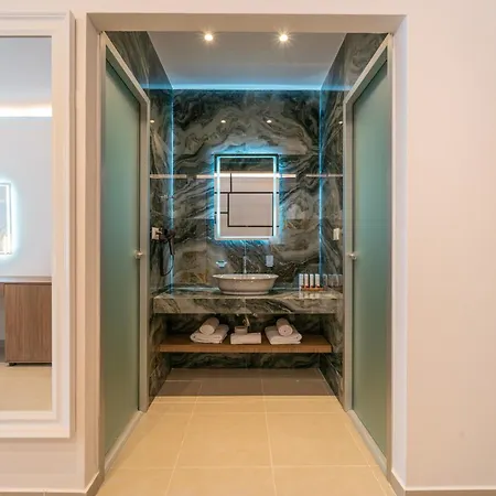Philia Center Готель Rhodes City