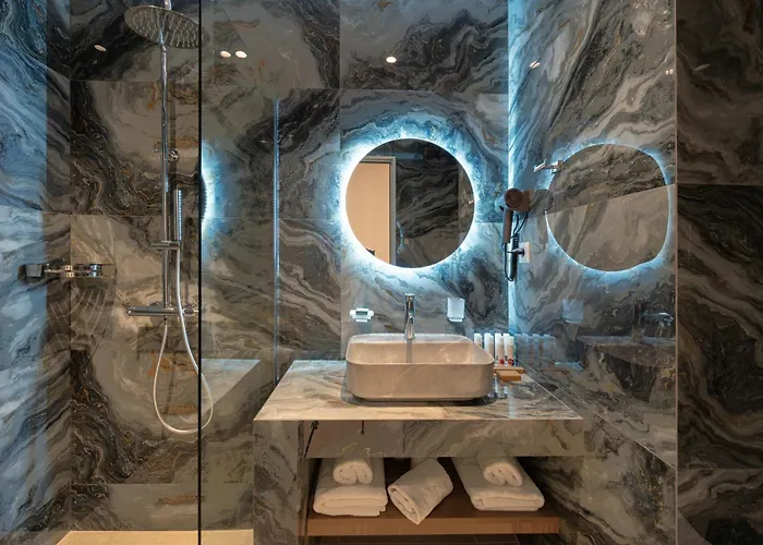 Philia Center Szálloda