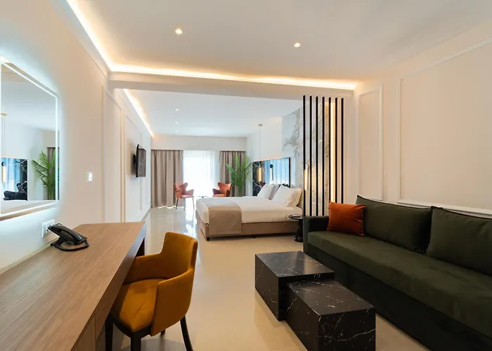 Philia Center Szálloda